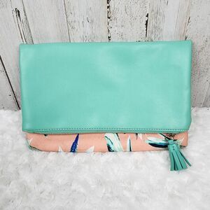 Rachel Pally FABFITFUN Reversible Tropical Floral Green Clutch Bag